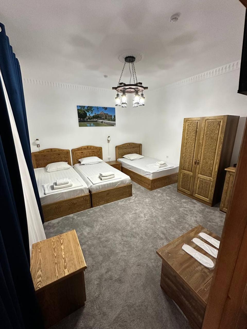 בוקורו Munis Hotel מראה חיצוני תמונה