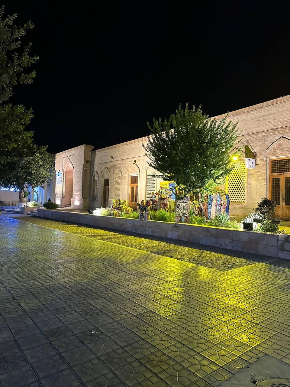 בוקורו Munis Hotel מראה חיצוני תמונה